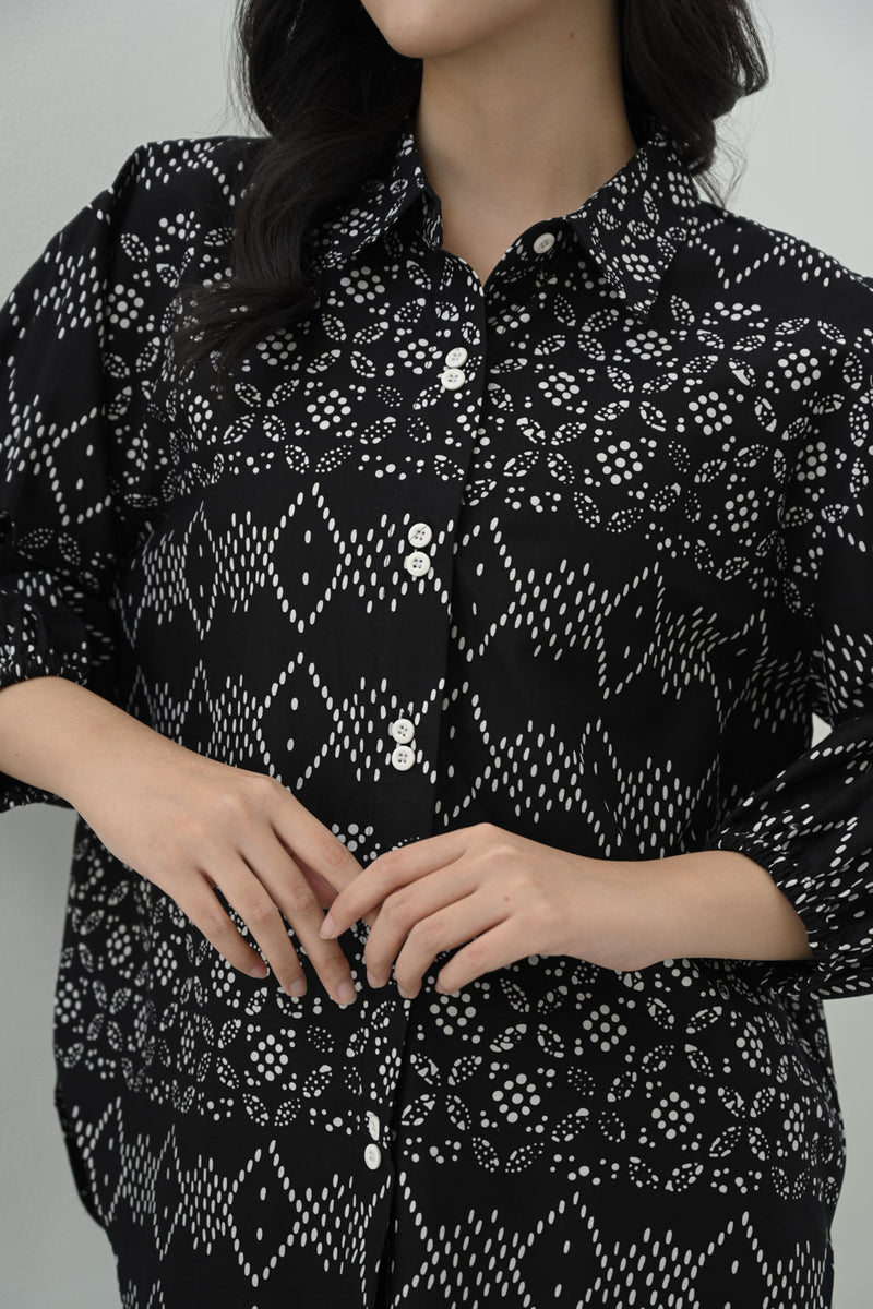 Nayara Blouse Batik Mataya Hitam